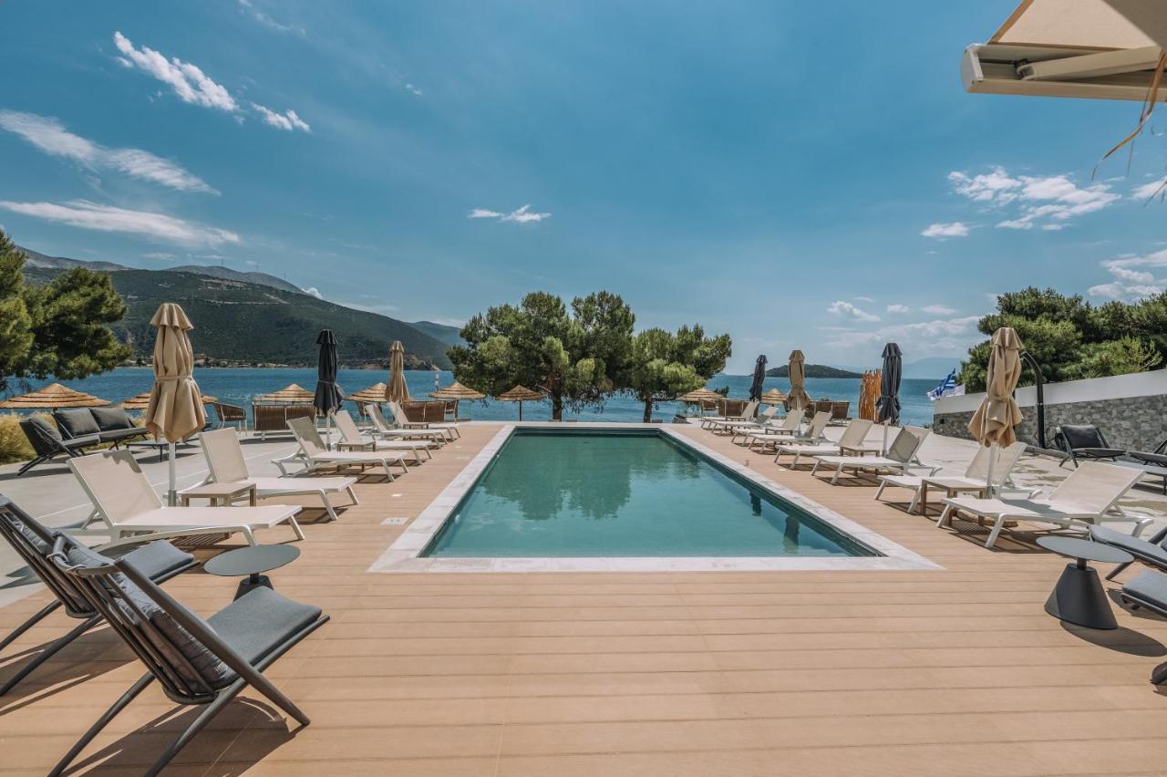 Trizonia Bay Hotel Екстериор снимка