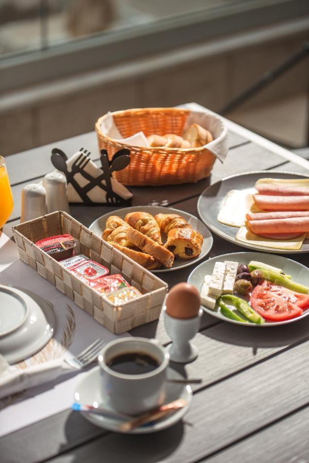 Trizonia Bay Hotel Екстериор снимка