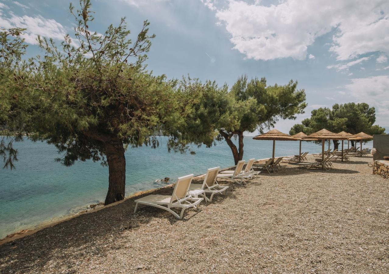 Trizonia Bay Hotel Екстериор снимка
